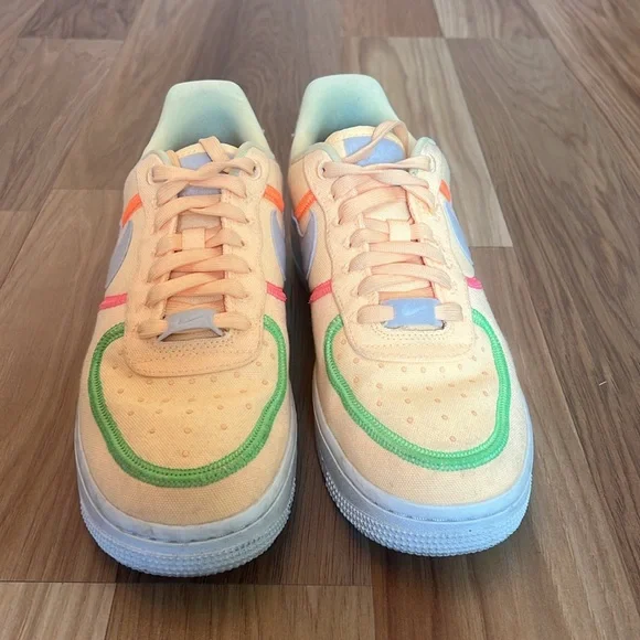 Nike Women’s Air Force 1 - Picture 3 of 8